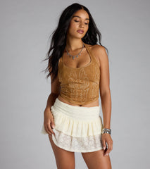 For college campus looks, game day outfits, or a bold going-out vibe, the Cute Flame Stitch Lace-Up Crop Top is an on-trend camel brown crop top that easily styles with your favorite denim.