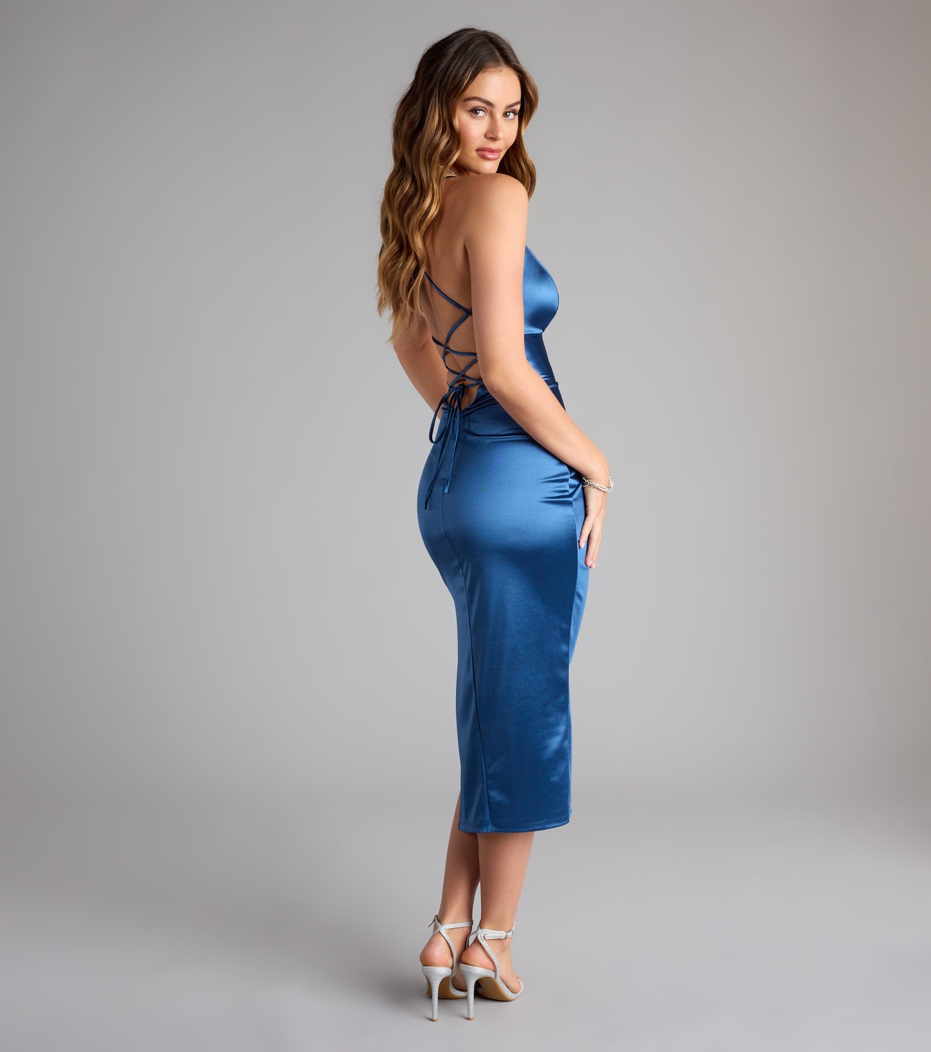 Style your seasonal looks with the Ophelia Satin Lace-Up Midi Formal Dress, a trend-right, fall dress designed for any plan on your calendar with new and unqiue details.