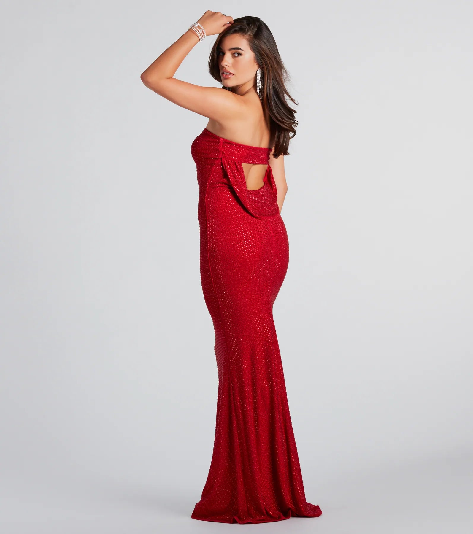 Style your seasonal looks with the Ana Formal Rhinestone Cowl Back Long Dress, a trend-right, red fall dress designed for any plan on your calendar with new and unqiue details.