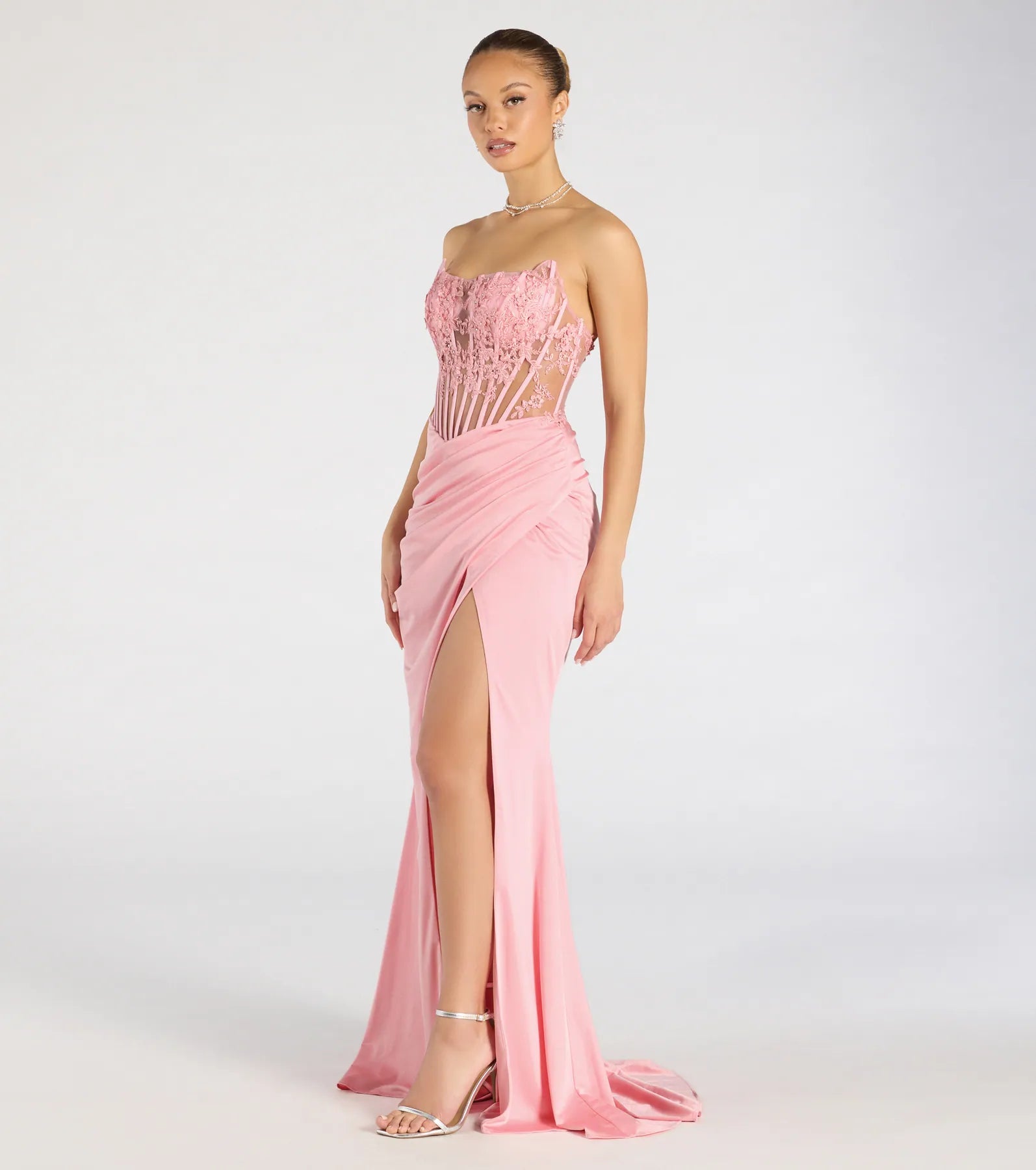 Make the big day unforgettable with the Shayla Strapless Corset Lace Mermaid Formal Dress, a gorgeous pink bridesmaid dress that balances elegance and affordability.