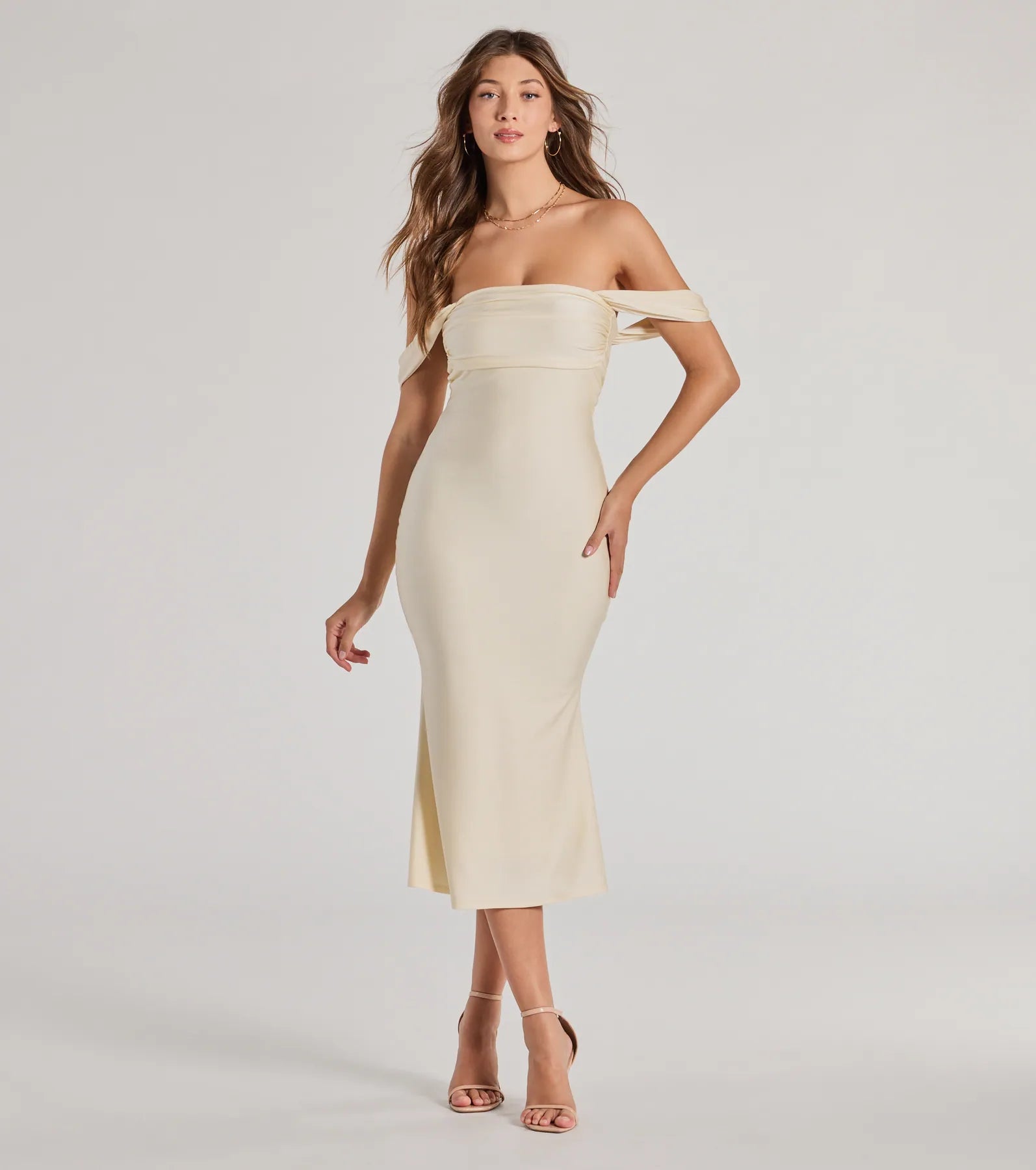 Make the big day unforgettable with the Exceptional Off-The-Shoulder Flared Midi Dress, a gorgeous natural bridesmaid dress that balances elegance and affordability.