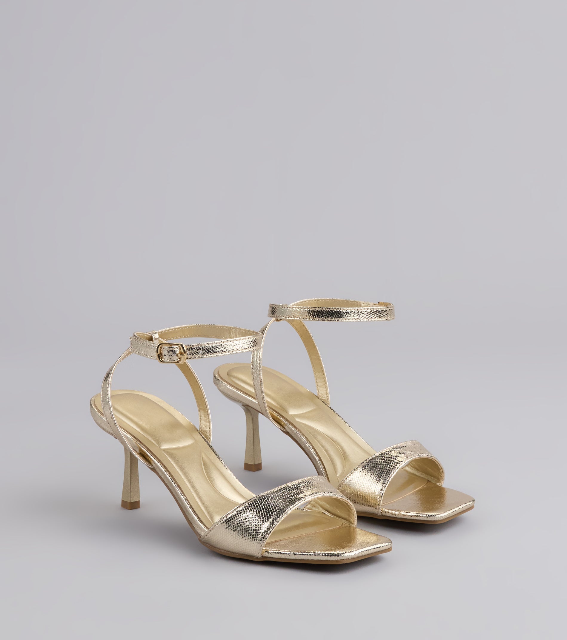 Style made simple with the Chic Strides Kitten Stiletto Heels, trendy women’s shoes that take your outfit from basic to bold in one step.