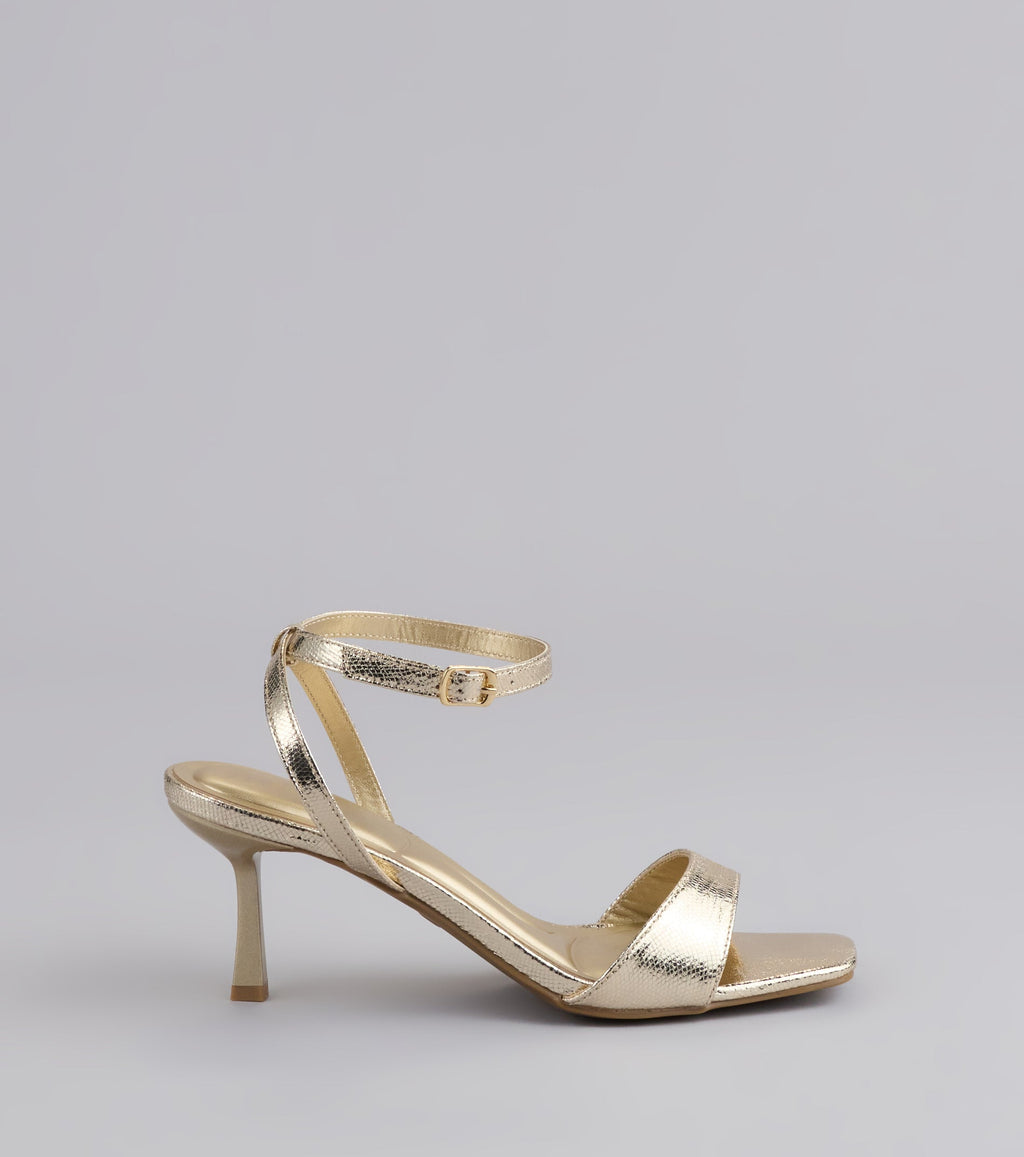 Style made simple with the Chic Strides Kitten Stiletto Heels, trendy women’s shoes that take your outfit from basic to bold in one step.