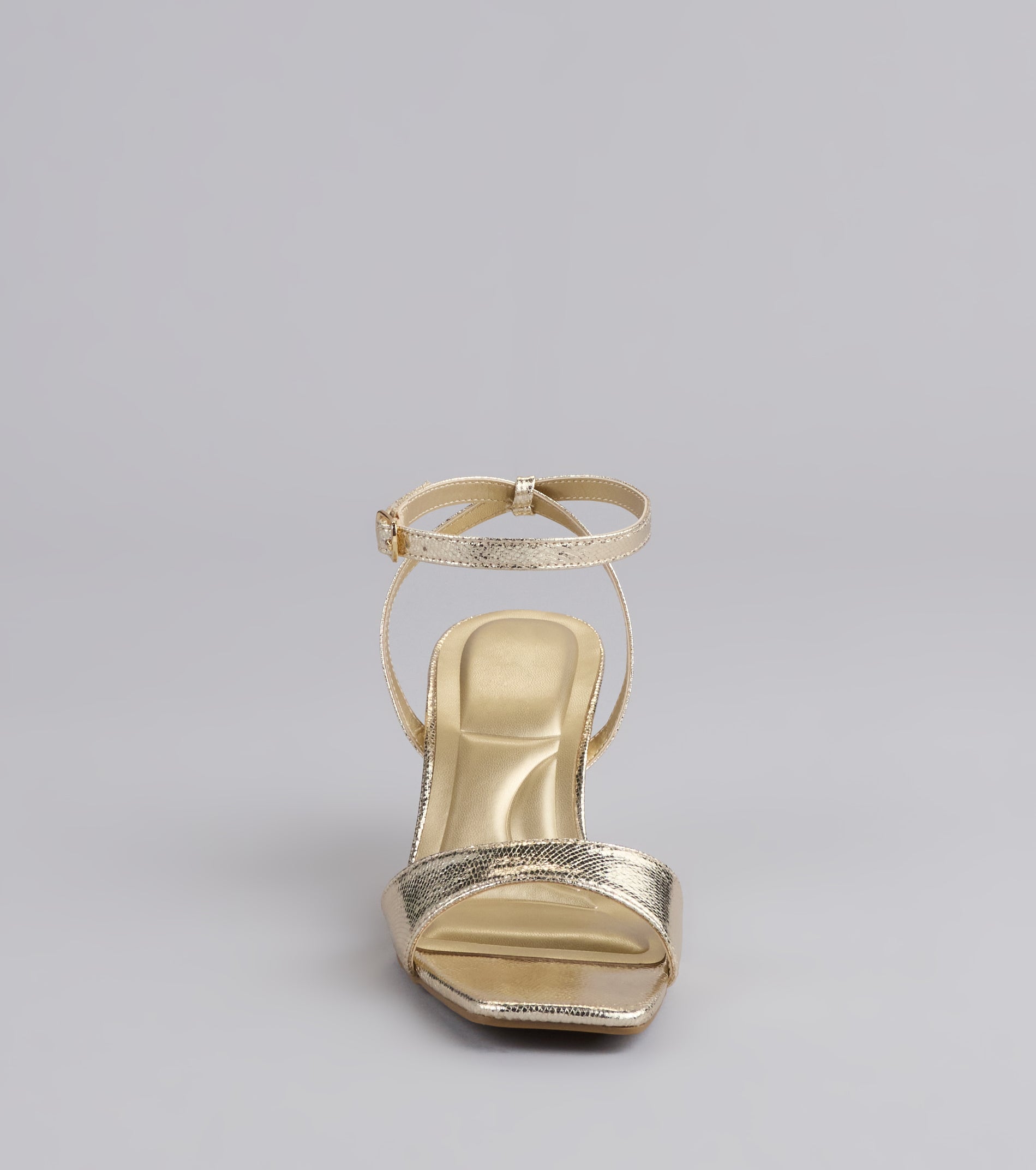 Style made simple with the Chic Strides Kitten Stiletto Heels, trendy women’s shoes that take your outfit from basic to bold in one step.