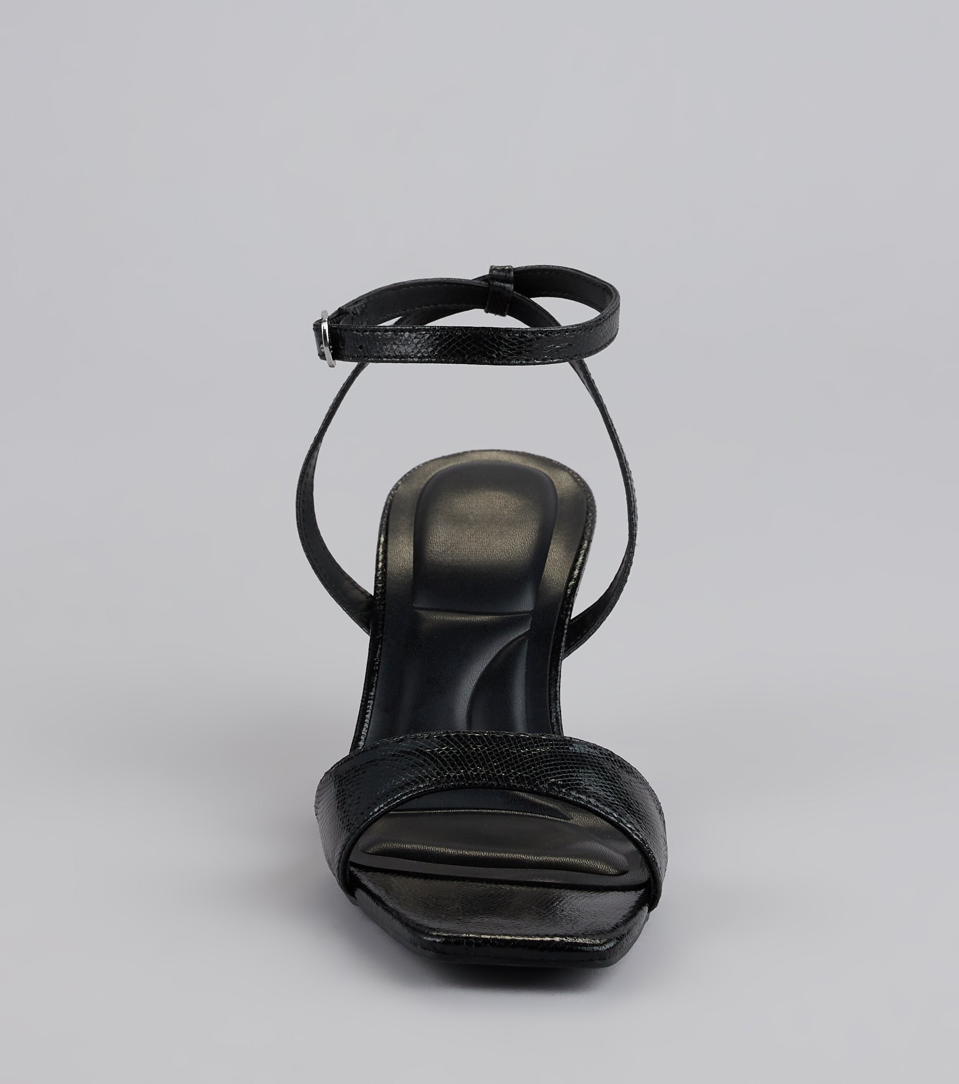 Style made simple with the Chic Strides Kitten Stiletto Heels, trendy women’s shoes that take your outfit from basic to bold in one step.