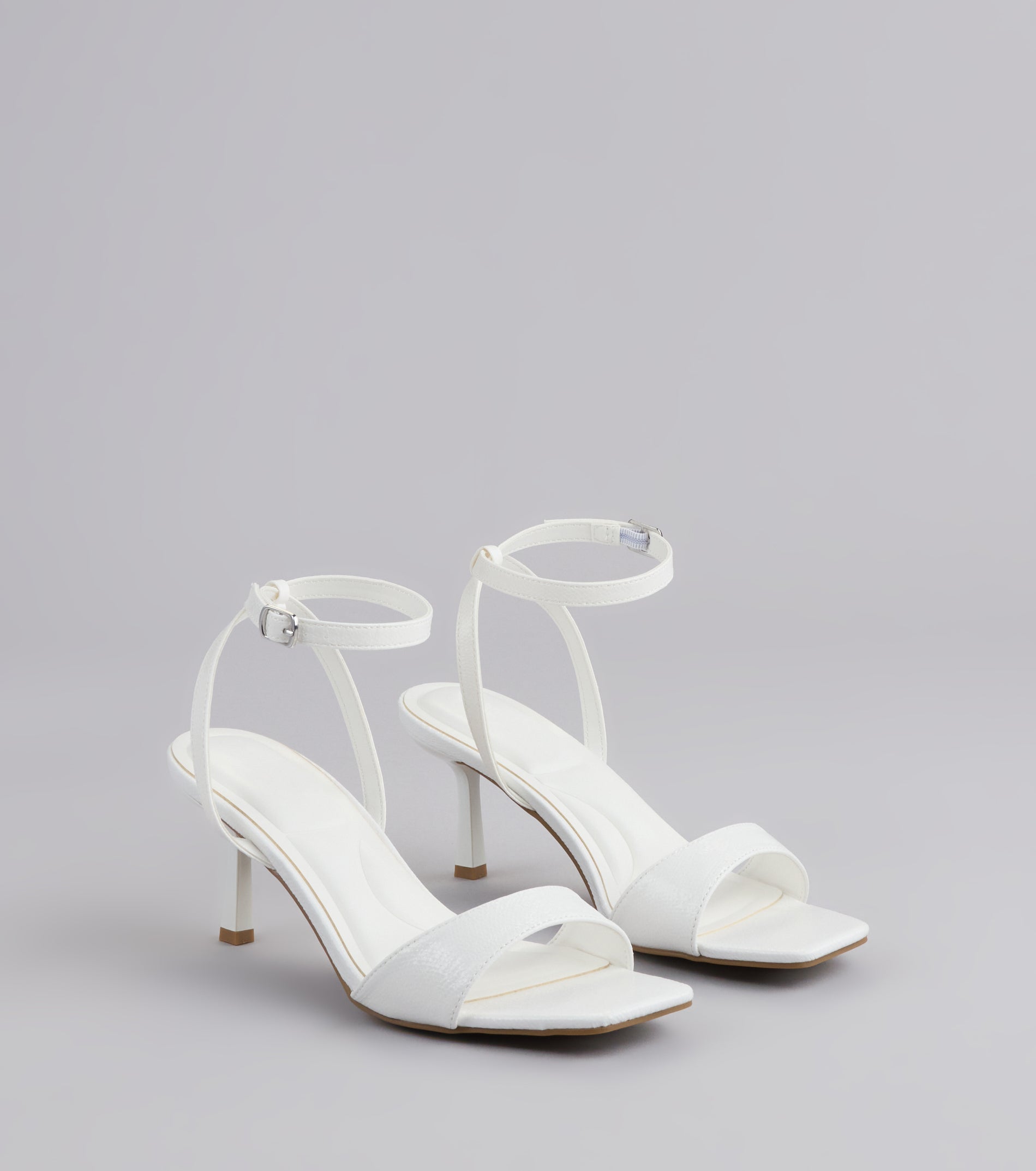 Style made simple with the Chic Strides Kitten Stiletto Heels, trendy women’s shoes that take your outfit from basic to bold in one step.