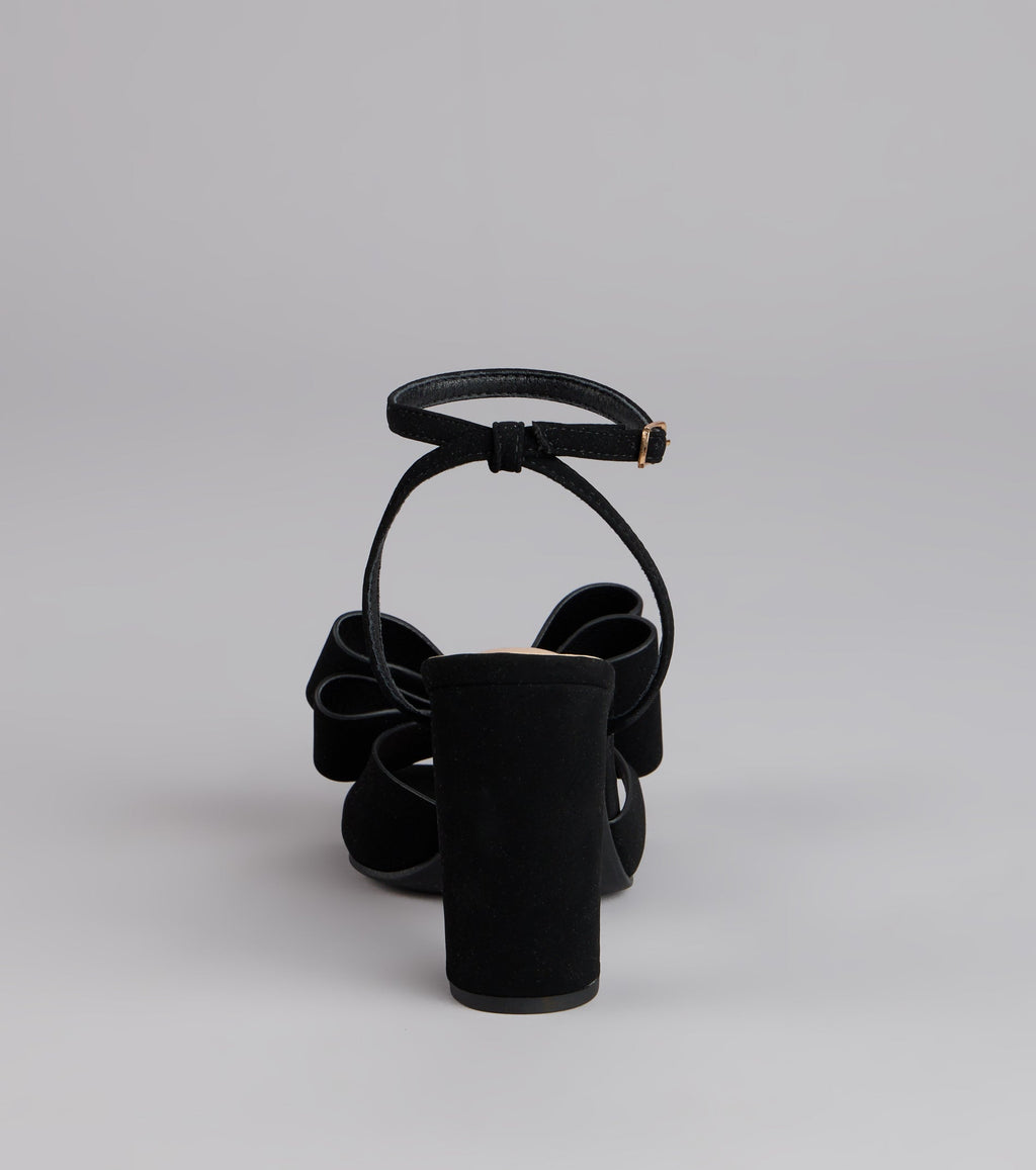 Style made simple with the Make A Statement Bow Block Heels, trendy women’s shoes that take your outfit from basic to bold in one step.