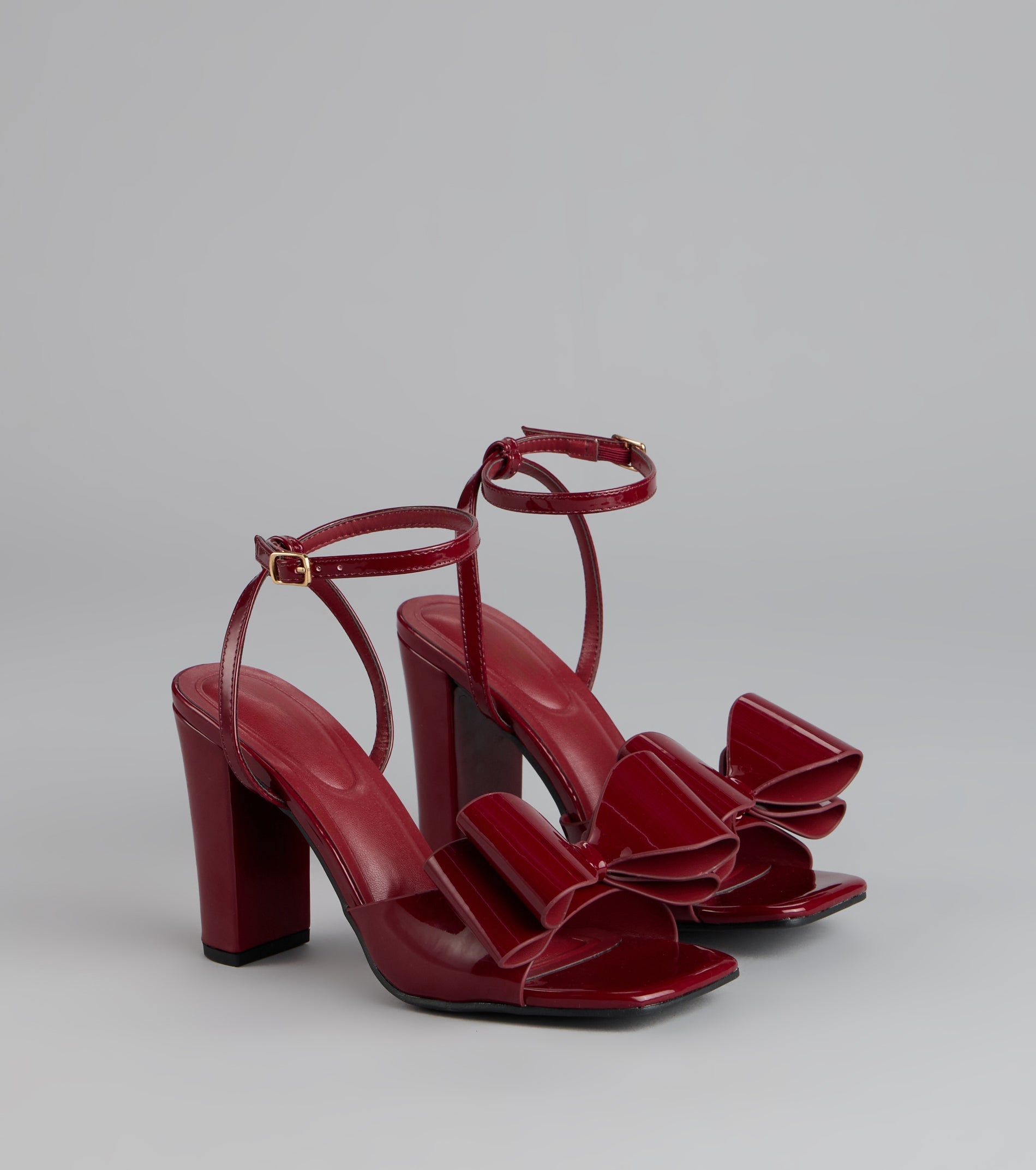 Style made simple with the Make A Statement Bow Block Heels, trendy women’s shoes that take your outfit from basic to bold in one step.